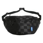 Grand sac banane avec motif damier en cuir noir et blanc
