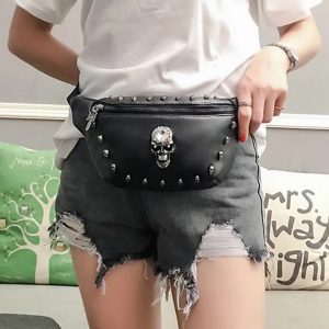 accessoire cuir tête de mort