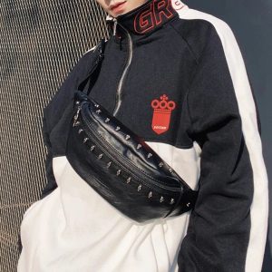 sac banane cuir avec têtes de mort