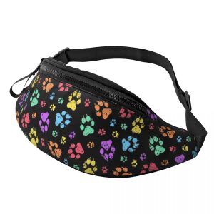 sac banane avec empreintes de pattes