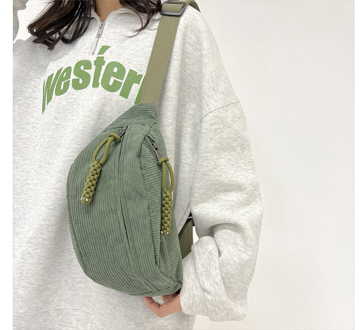 Sac banane femme tendance vert – Image 2