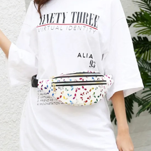 sac banane motif papillon coloré