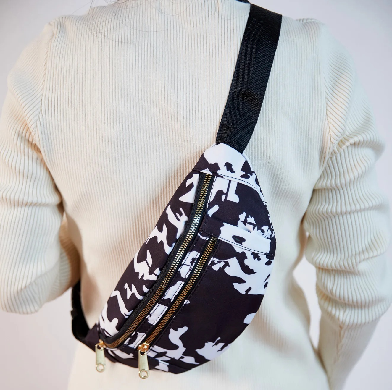 sac banane imperméable noir et blanc