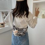 sac banane motif zèbre