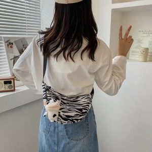 sac banane motif zèbre