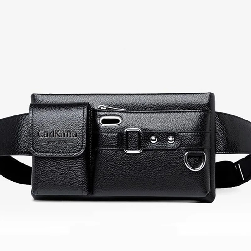 Détail du cuir élégant sur sac banane homme tendance