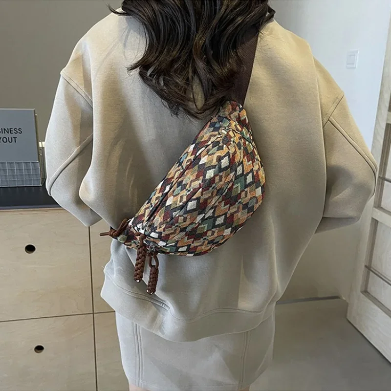 accessoire mode sac banane univers velours côtelé