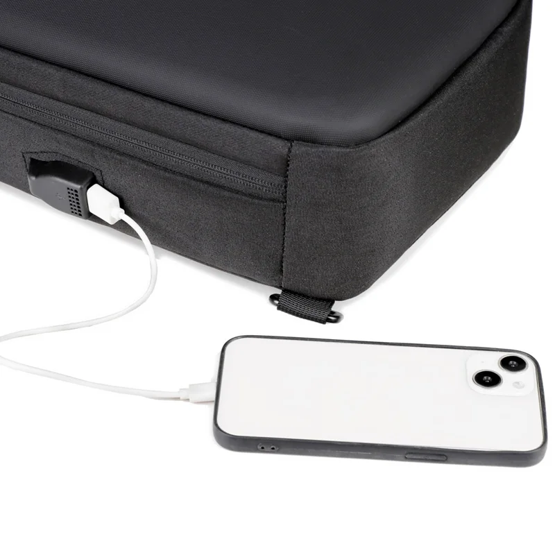 sac avec multiples compartiments